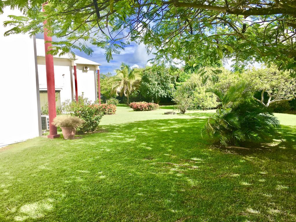 Residence Le Vallon Guadeloupe Parc Piscine Appartements & Studios & Services Hoteliers A La Carte Saint-Francois  Exterior foto