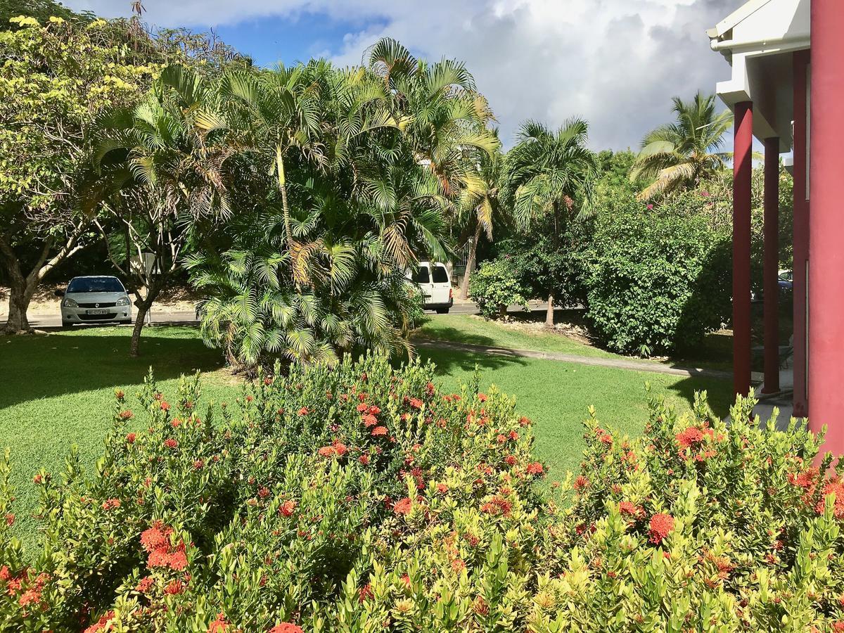 Residence Le Vallon Guadeloupe Parc Piscine Appartements & Studios & Services Hoteliers A La Carte Saint-Francois  Exterior foto