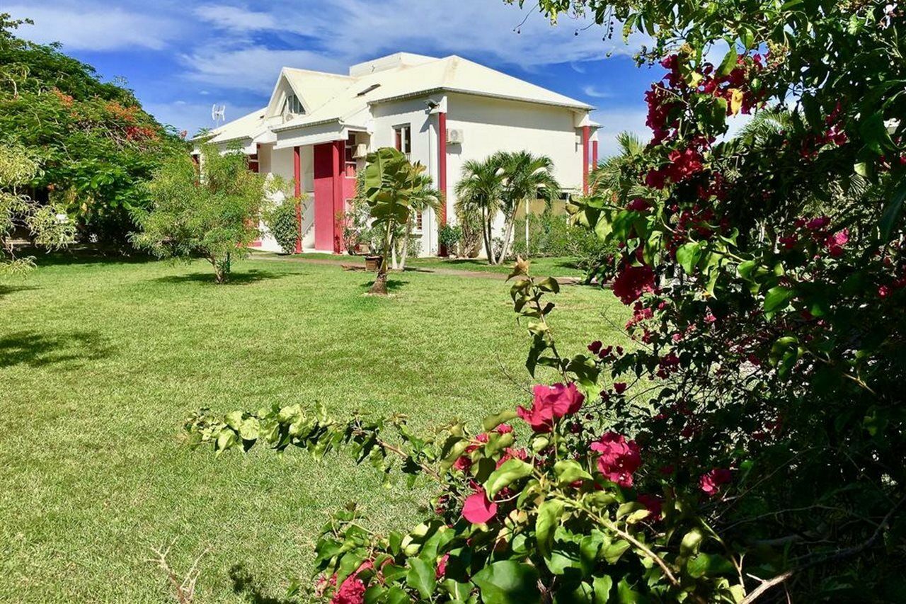 Residence Le Vallon Guadeloupe Parc Piscine Appartements & Studios & Services Hoteliers A La Carte Saint-Francois  Exterior foto